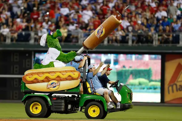 Philadelphia Phillies mascot shooting a Hatfield Hot Dog into the stands