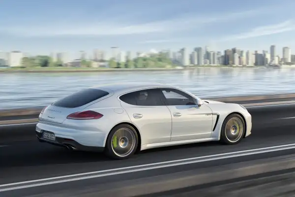 2014 Porsche Panamera S E-Hybrid