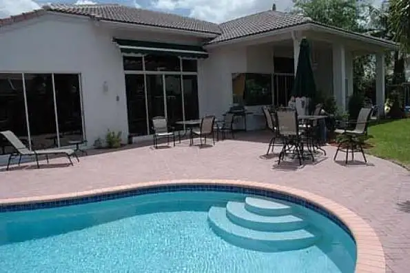 Is Lisa Gibbs' pool a valuable upgrade or just annoying? She says  both.