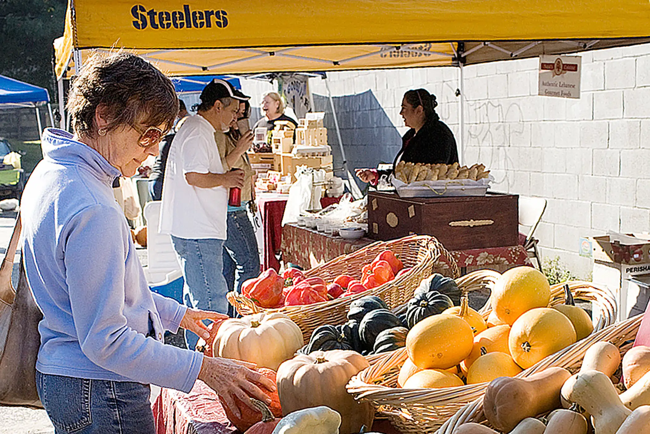 Saturday Farmers Market on The Strip District, Penn Avenue, Pittsburgh, Pennsylvania