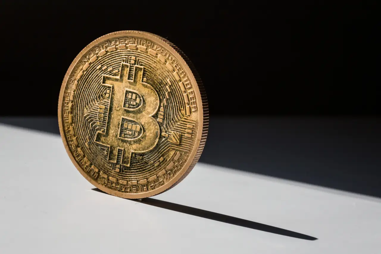 Bitcoin Not Really Being Accepted by Major Companies | Money