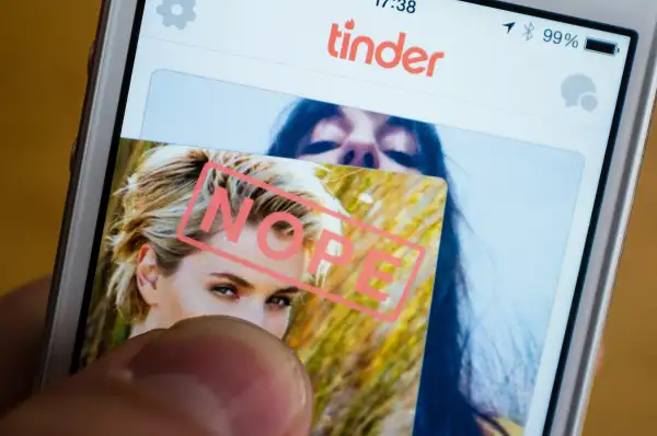 Tinder on mobile phone