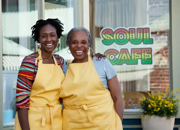 mother and daughter shopkeepers