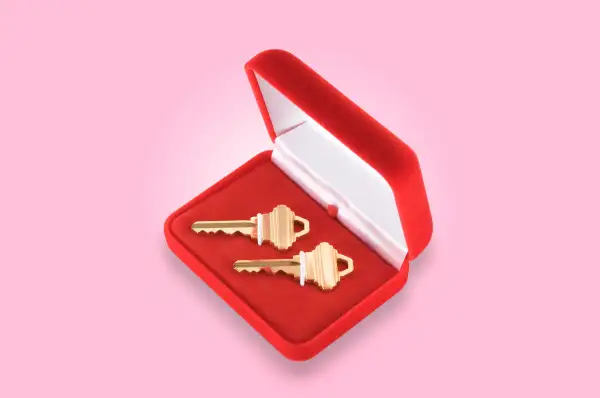house keys in a ring box