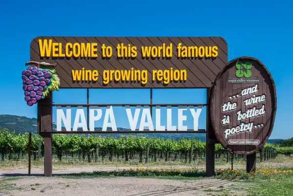 Napa Valley welcome sign