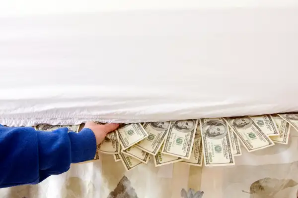 money under mattress