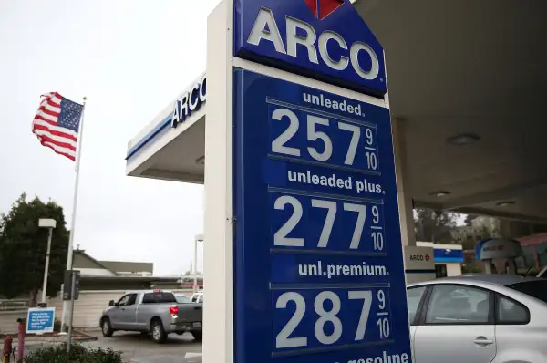 Gas prices below $3.00 a gallon are displayed at an Arco gas station on September 14, 2015 in Mill Valley, California.
