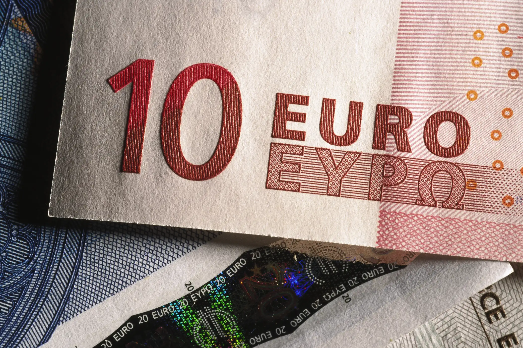 CURRENCY_EURO