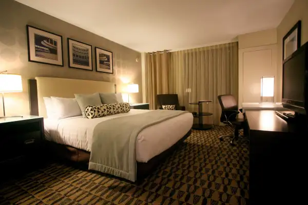 Hyatt Arlington guestroom