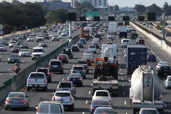 Traffic makes its way along Interstate 80 on July 1, 2015 in Berkeley, California.