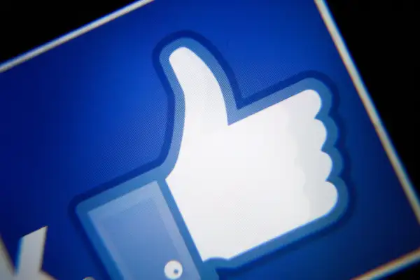 China softens attitude toward social media