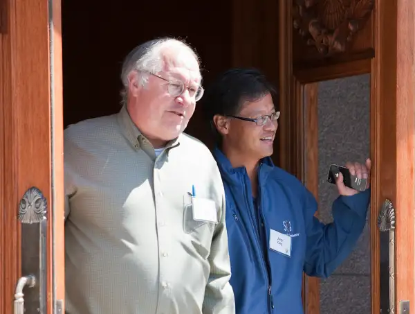 Bill Miller of Legg Mason Capital Management, left, and Jerry Yang, formerly of Yahoo, leave the morning session at the annual Allen & Co. Media summit in Sun Valley, Idaho, July 9, 2010.