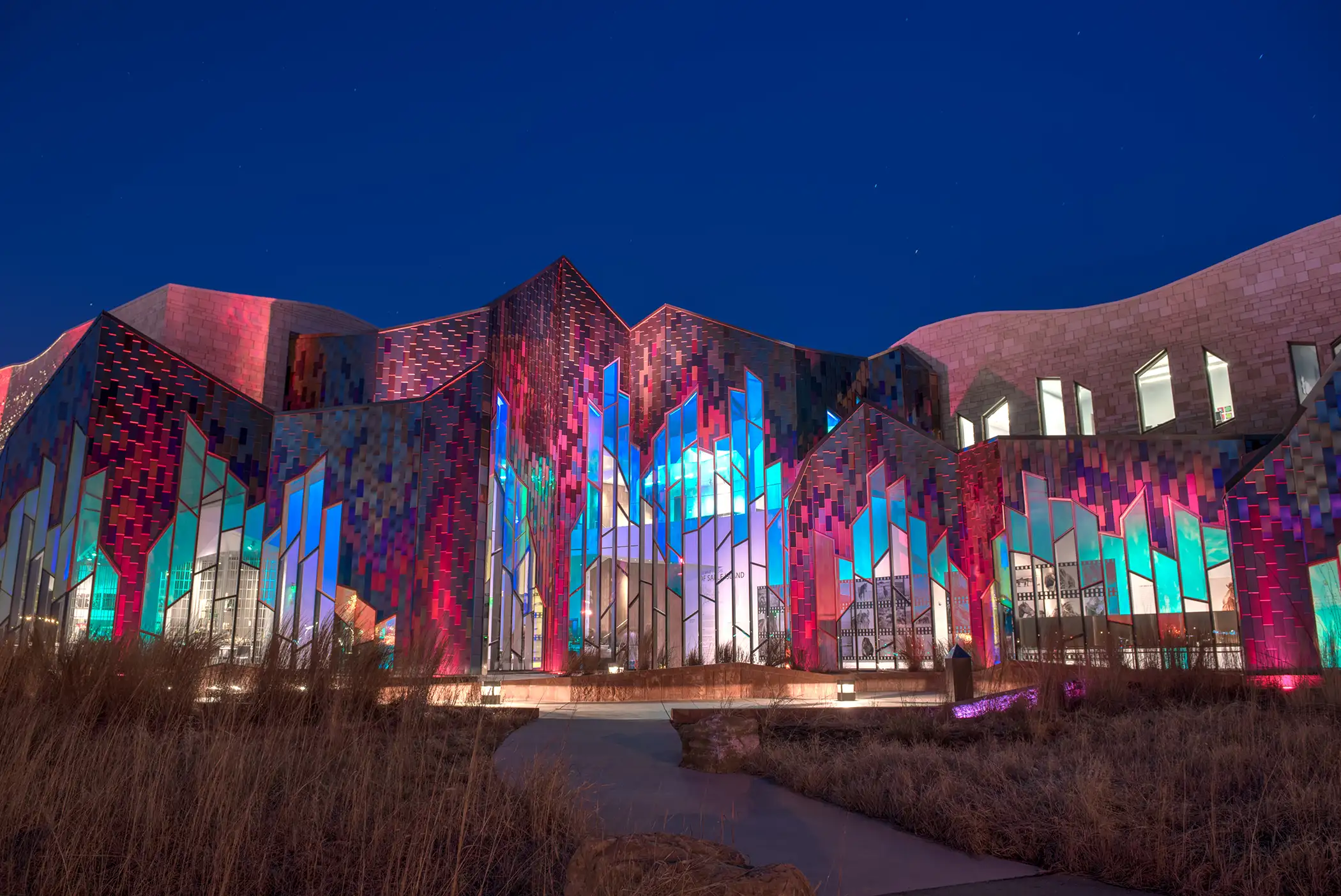 Overland Park, Kansas. The second largest city in Kansas has a weekly farmers' market, themed gardens in the 300-Acre Arboretum &amp; Botanical Gardens, and the striking Museum at Prairiefire (above).