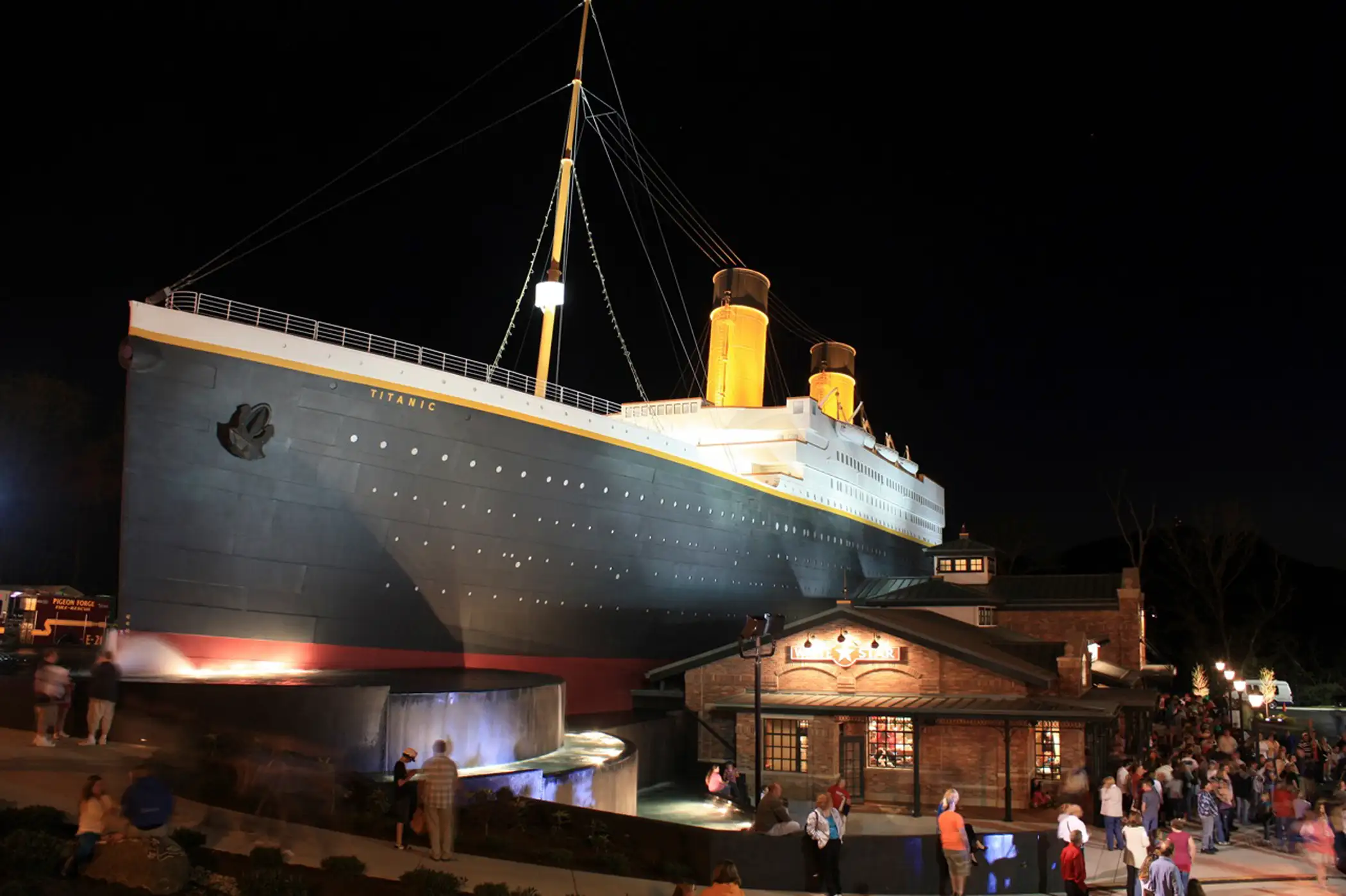 160916_GAL_ExpMuseums_TitanicMuseum