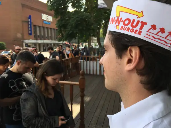 Queues Round The Block For California Burger Pop-up Restaurant