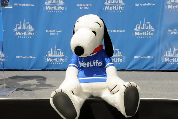 Random Acts Of Football 2012 Snoopy Statue Dedication Ceremony