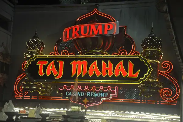 Trump Taj Mahal Closes In Atlantic City, NJ