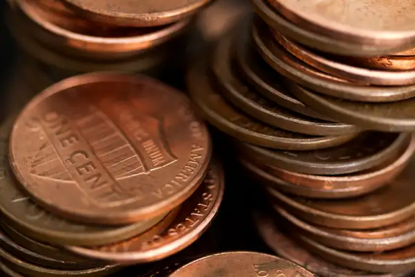 Loose stacks of US pennies, full frame