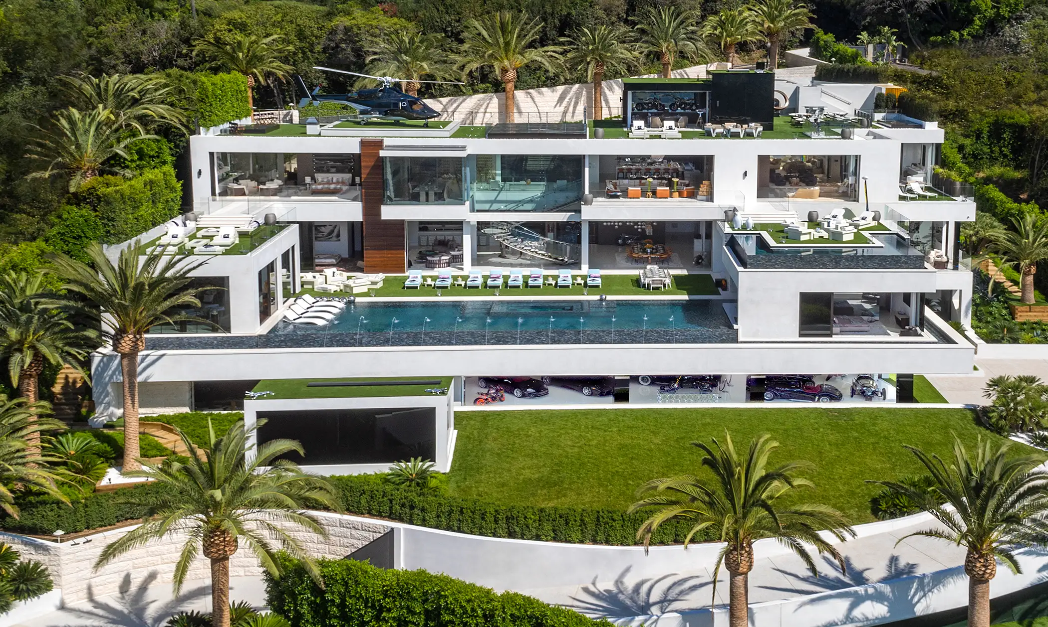 $250 Million Home Developed by Bruce Makowsky