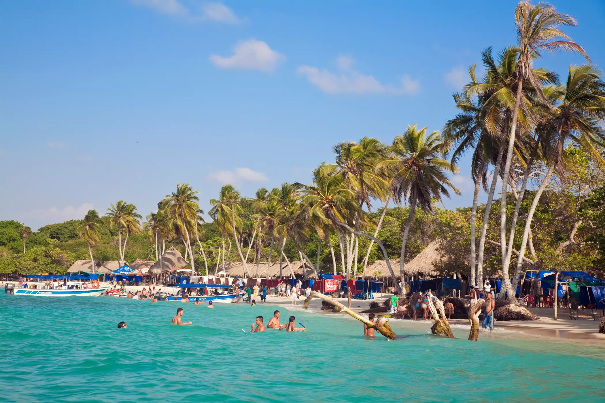 170316-travel-best-beaches-playa-blanca-colombia