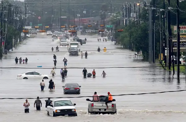 TOPSHOT-US-WEATHER-STORM-HARVEY