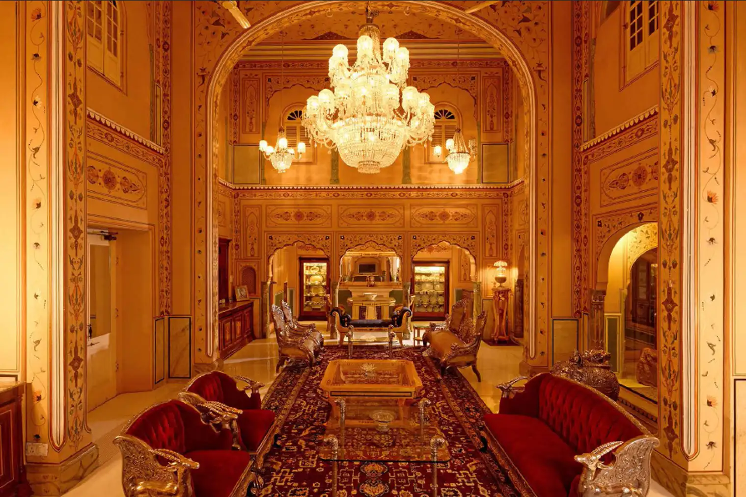171102-lavish-hotel-rooms-maharajah-pavilion-raj-palace-jaipur-india
