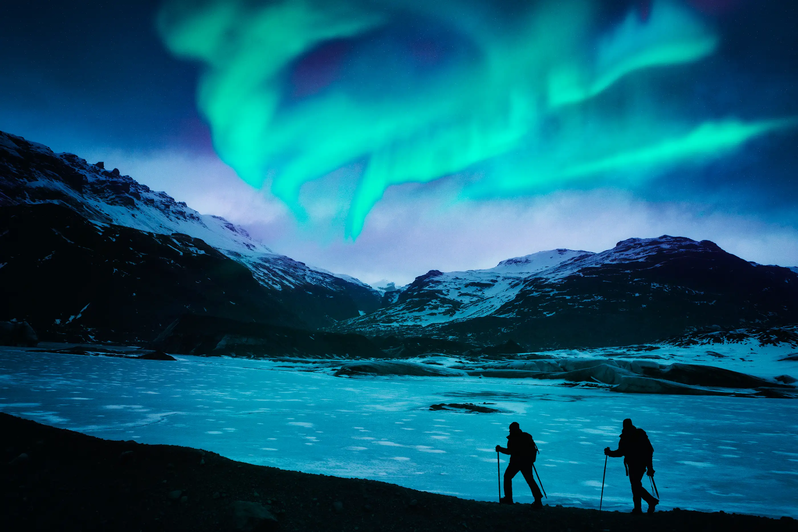 171108-wonders-aurora-borealis-iceland