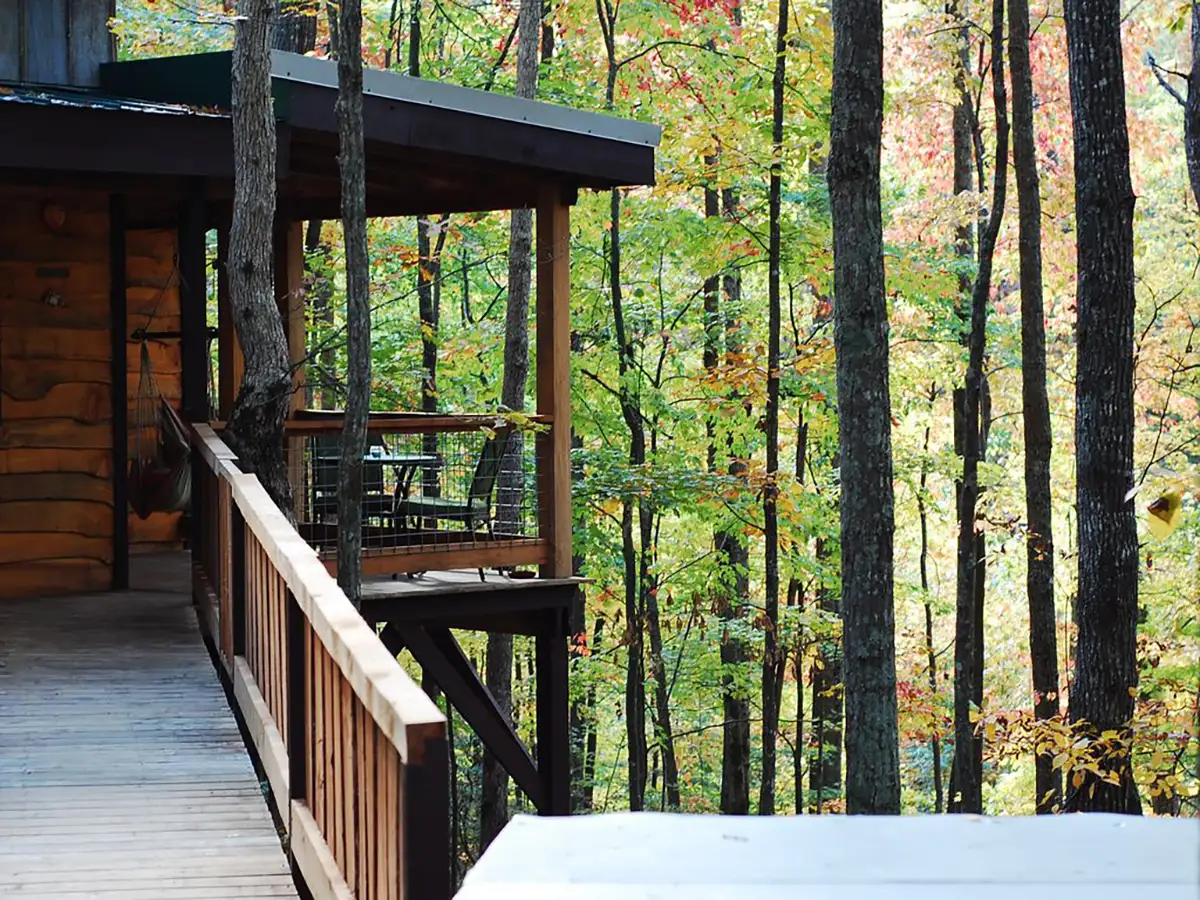 171110-treehouse-monteagle-exterior