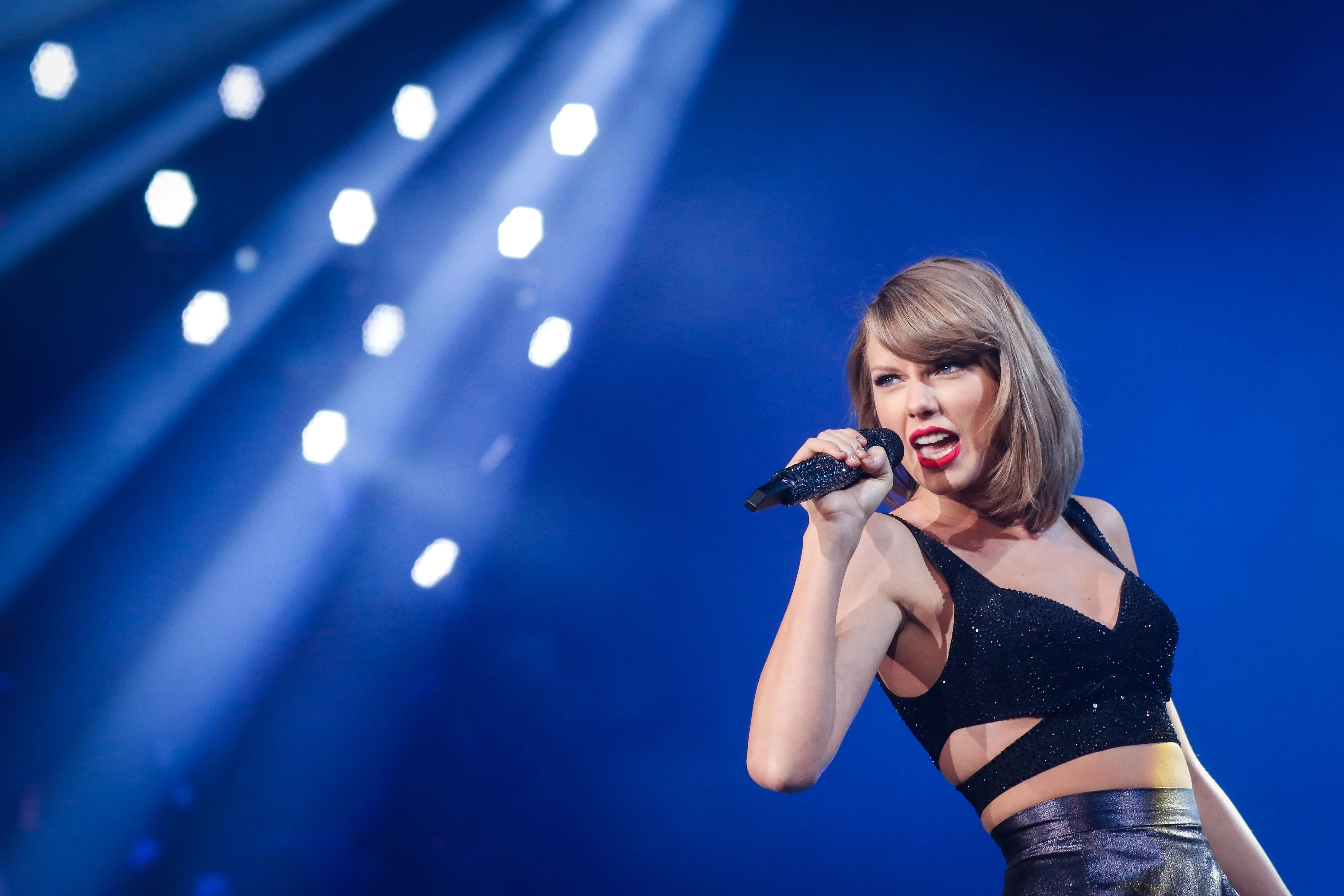 Taylor Swift's The 1989 World Tour Comes To Shanghai
