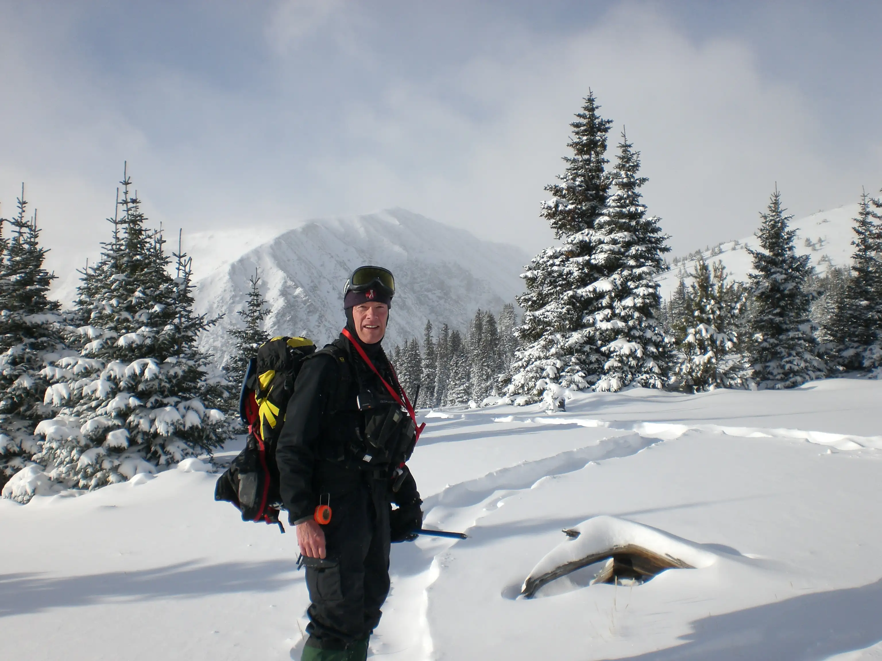 171211-retiree-search-rescue-skier-charles-pitman