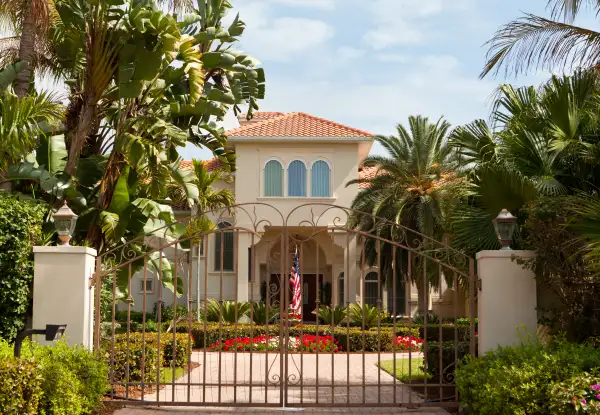 171207-Gated-Mansion-Florida