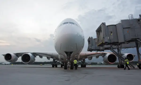 Singapore Airlines first Airbus A380 sup