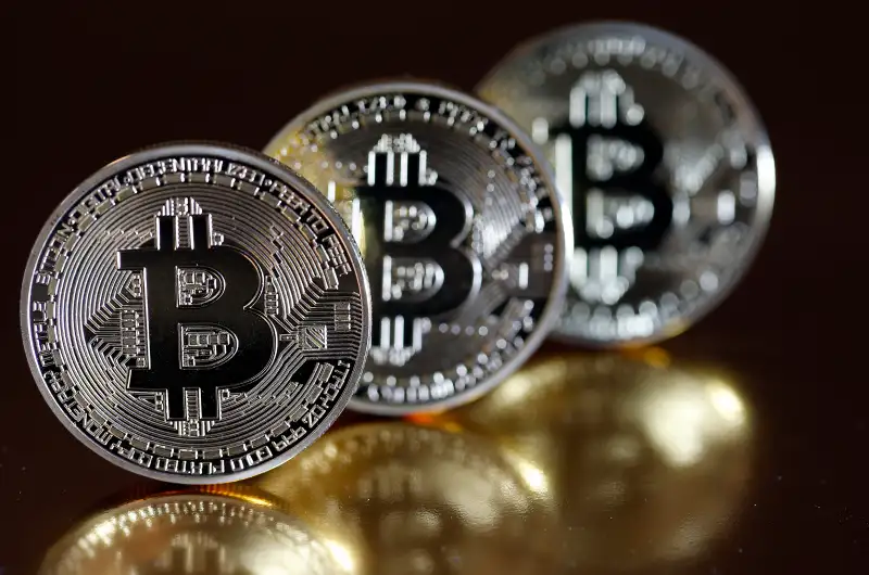 180404-bitcoin-ETF
