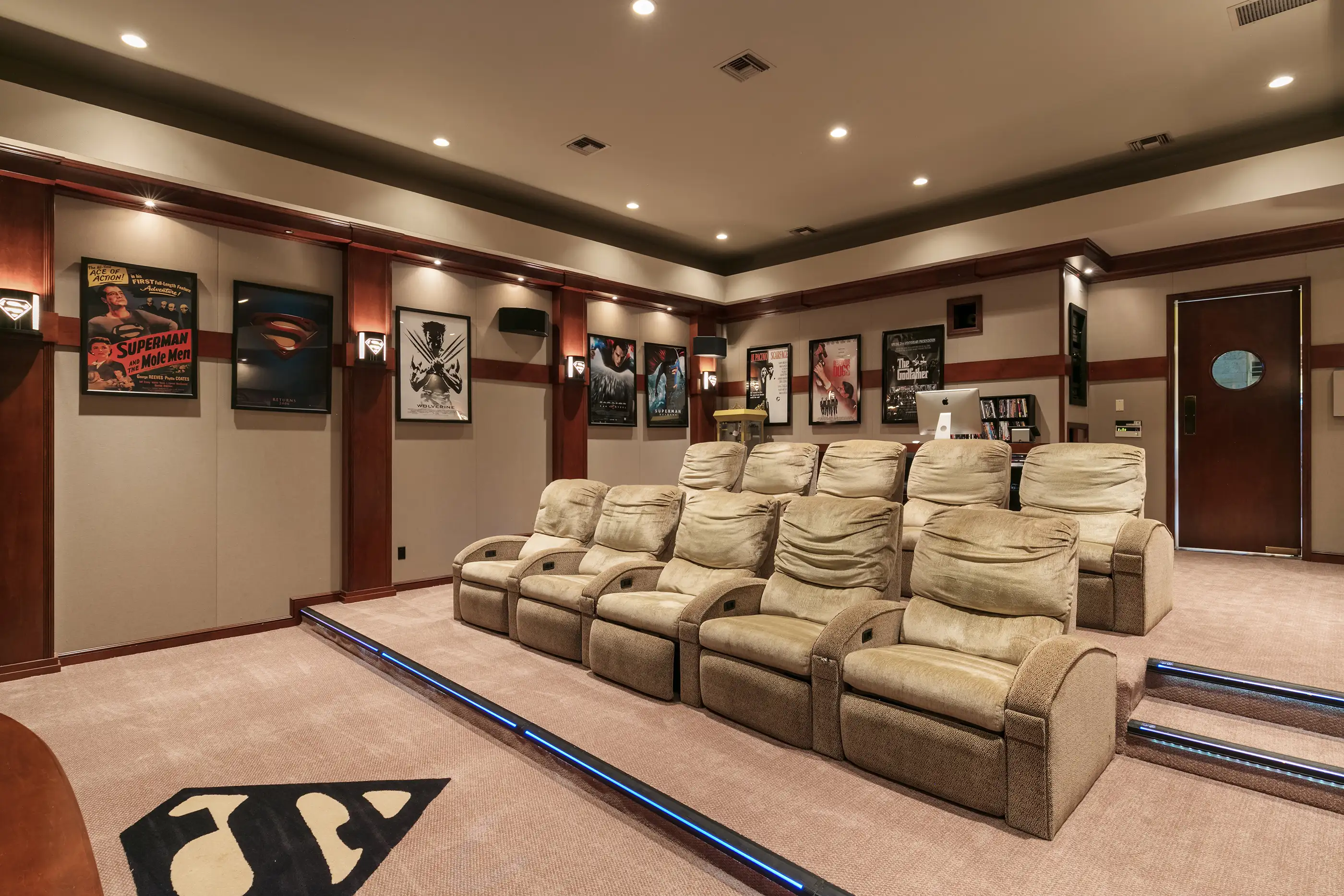 180518-shaq-house-home-theater