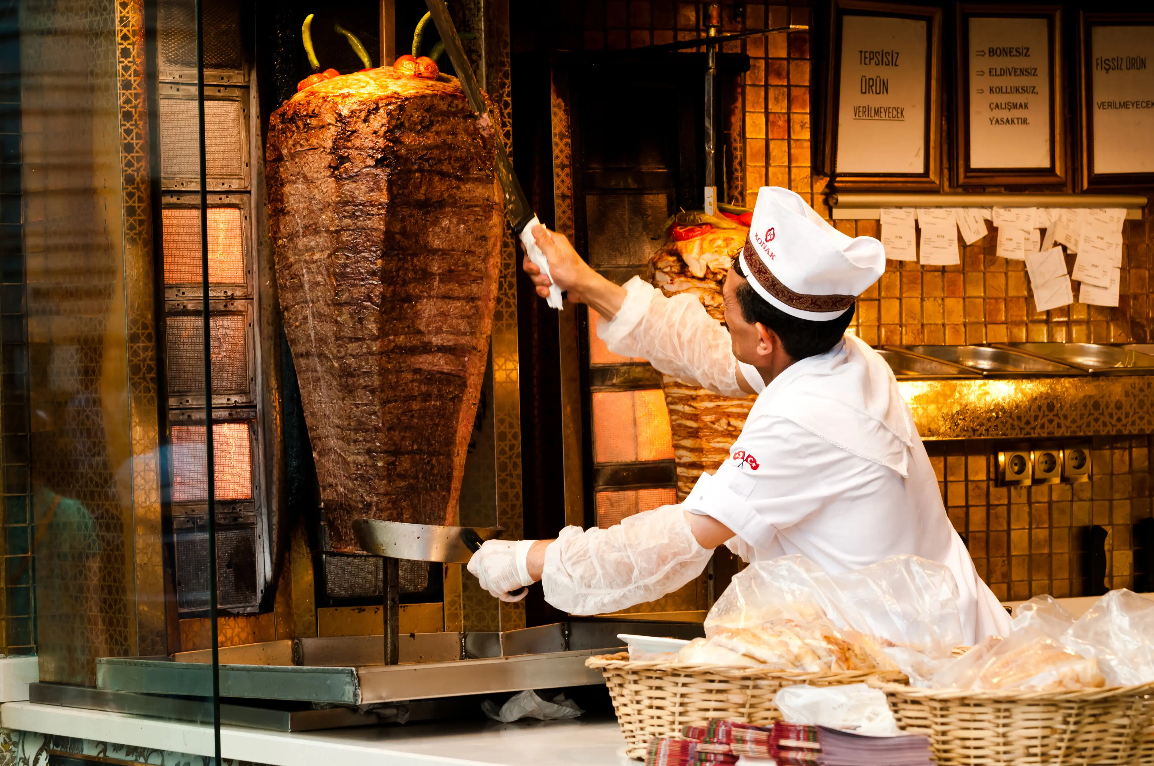 Man preparing kebab on the Istiklal Avenue, Istanbul, Turkey