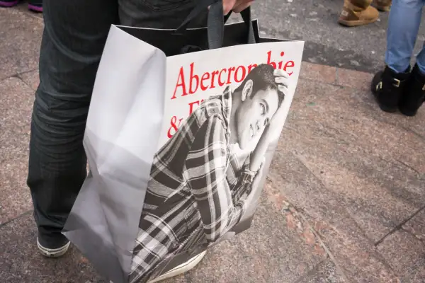 Abercrombie &amp; Fitch turnaround takes hold