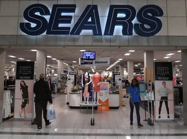 US-RETAIL-SEARS