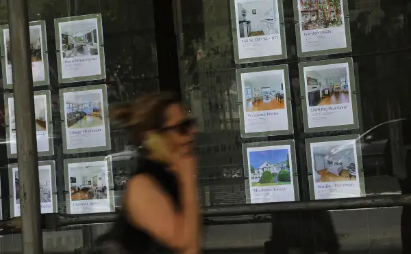 Manhattan Real Estate Market Suffers Worst Quarter Since Financial Crisis