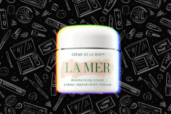 La Mer Moisturizing Cream over a background with cosmetics product drawings