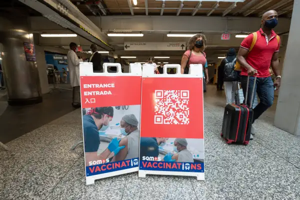 A view of a SOMOS vaccination site inside Penn Station