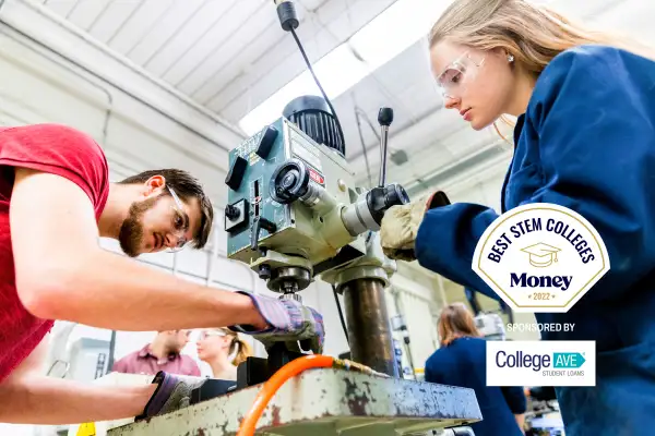 Team of Engineering Students working at their Science Lab