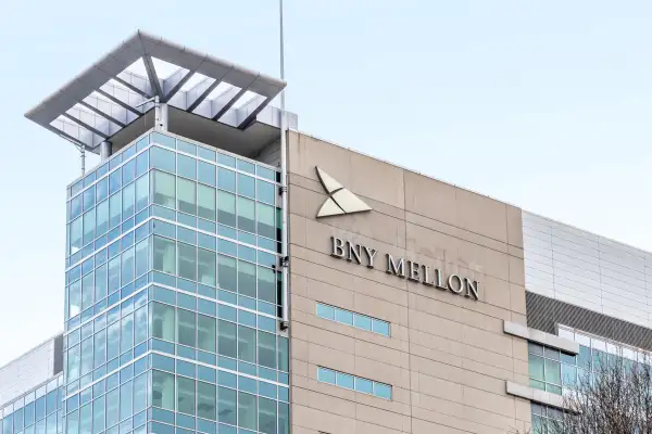 Sign of BNY Mellon on the building in Pittsburgh