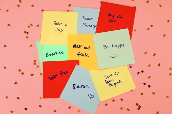 Sticky notes with New Year's Resolutions on them